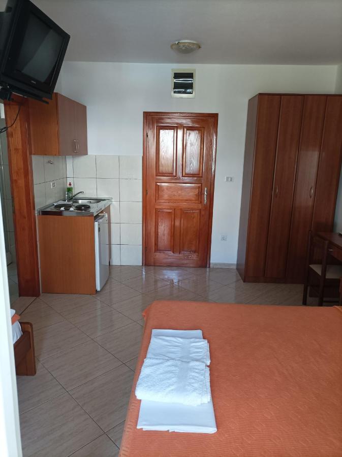 Apartmani Bastrica Budva Eksteriør bilde